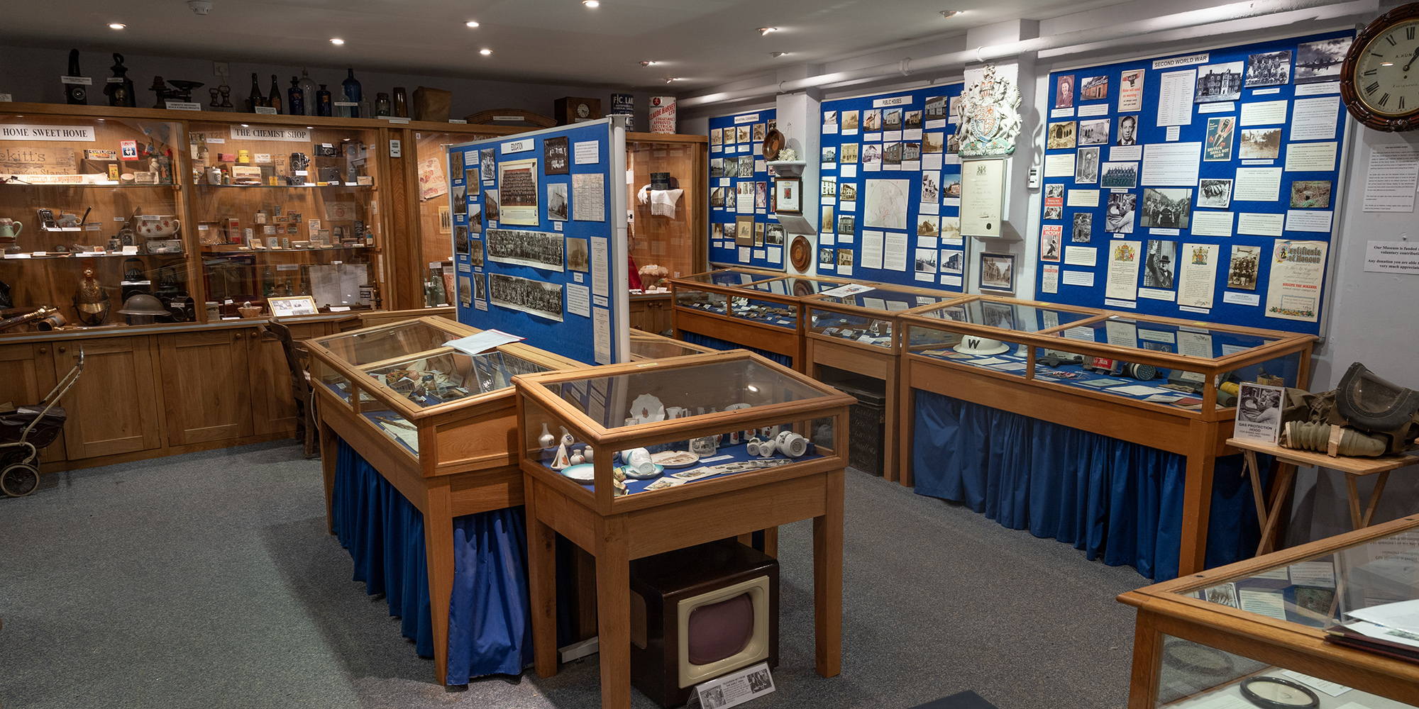 https://coggeshallmuseum.org/app/uploads/2025/09/Museum-Interior-view.jpg